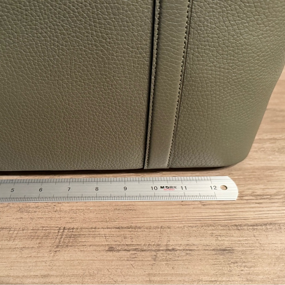 16 inches laptop unisex NWT CU116 Coach Gotham Zip Tote for work school CU116 - Picture 4 of 16